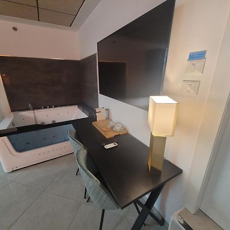 Yalarent Malina Motel In Tyberiada Zewnętrze zdjęcie