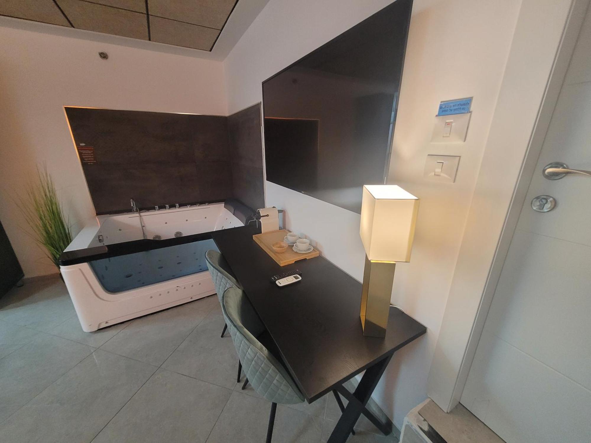 Yalarent Malina Motel In Tyberiada Zewnętrze zdjęcie